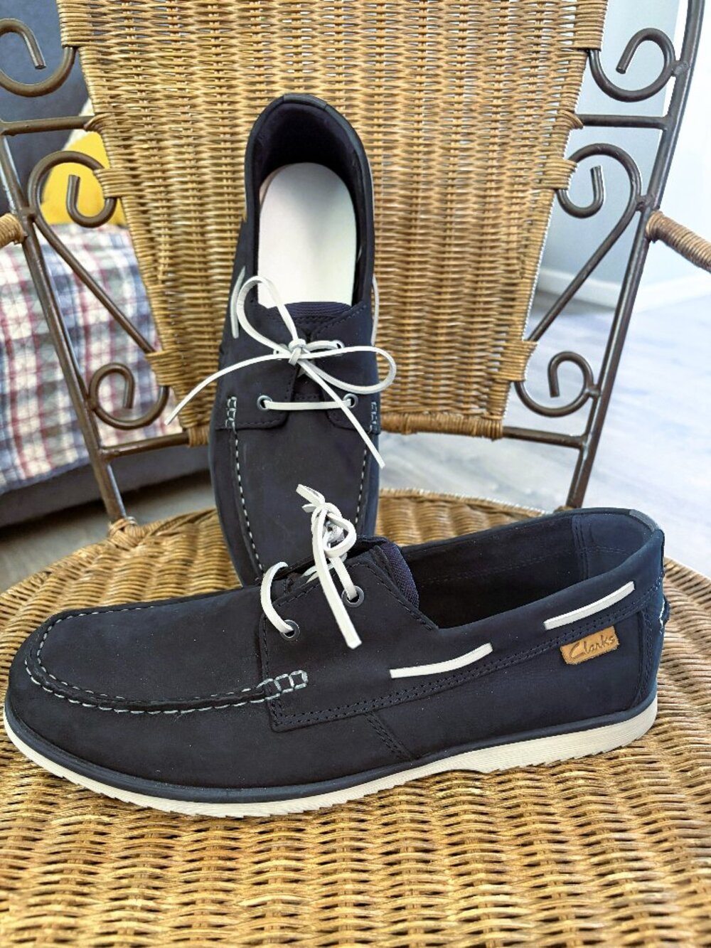 Men's Clarks Boat Shoes 13 M Navy Blue Leather, Lace Up, Metal Eyelets